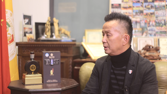 周龙：爱大多数人，帮助需要帮助的人