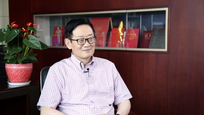 “市民卡之父”张旭光谈华为危机