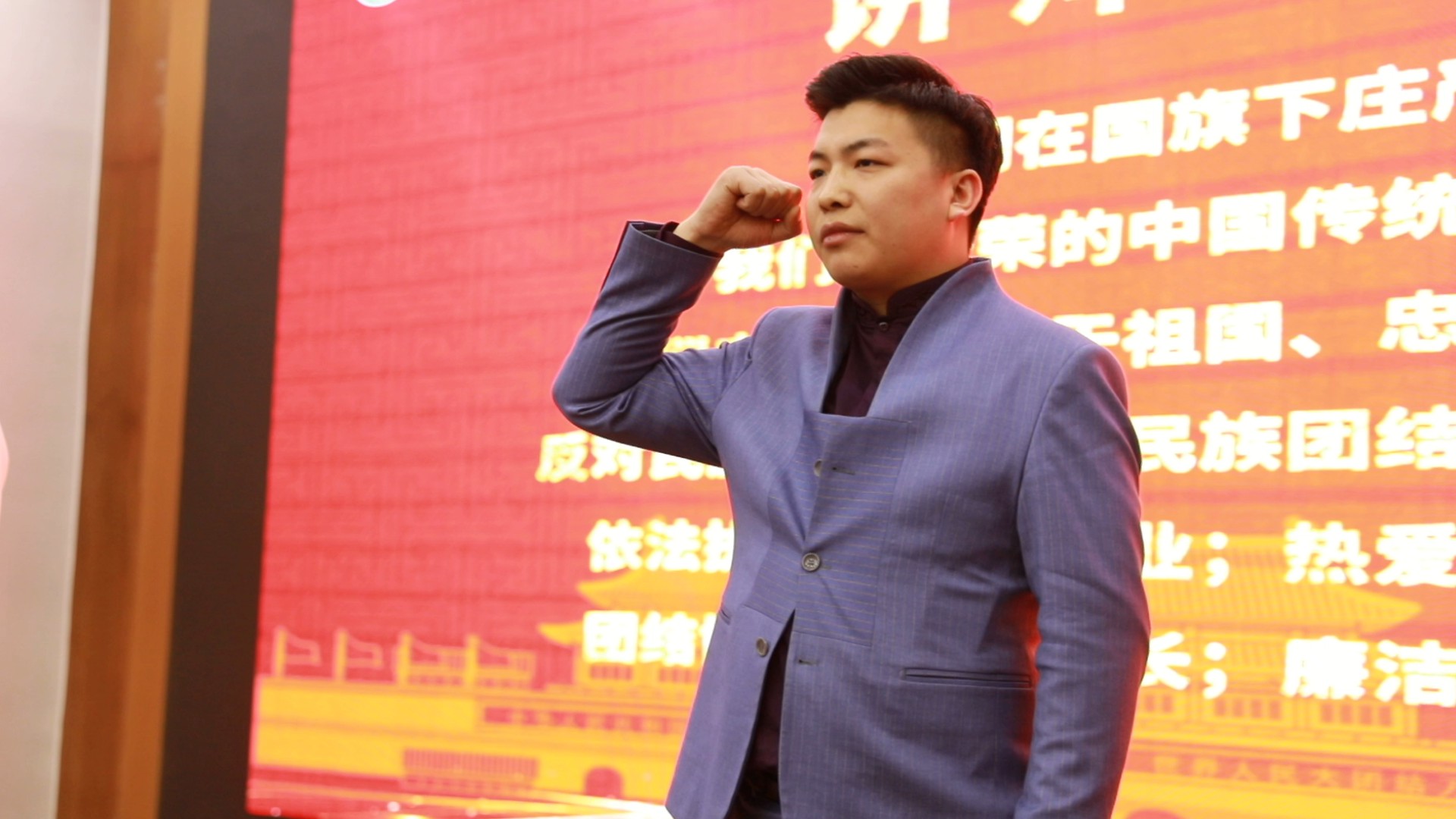 任明刚：孩子自卑怎么办？家庭教育家长才是关键？