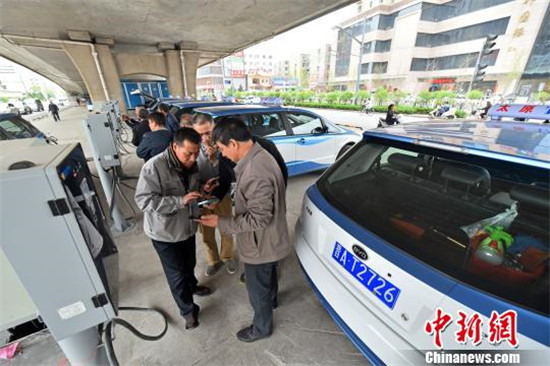 新能源车产业在“过剩”争议中加速成长