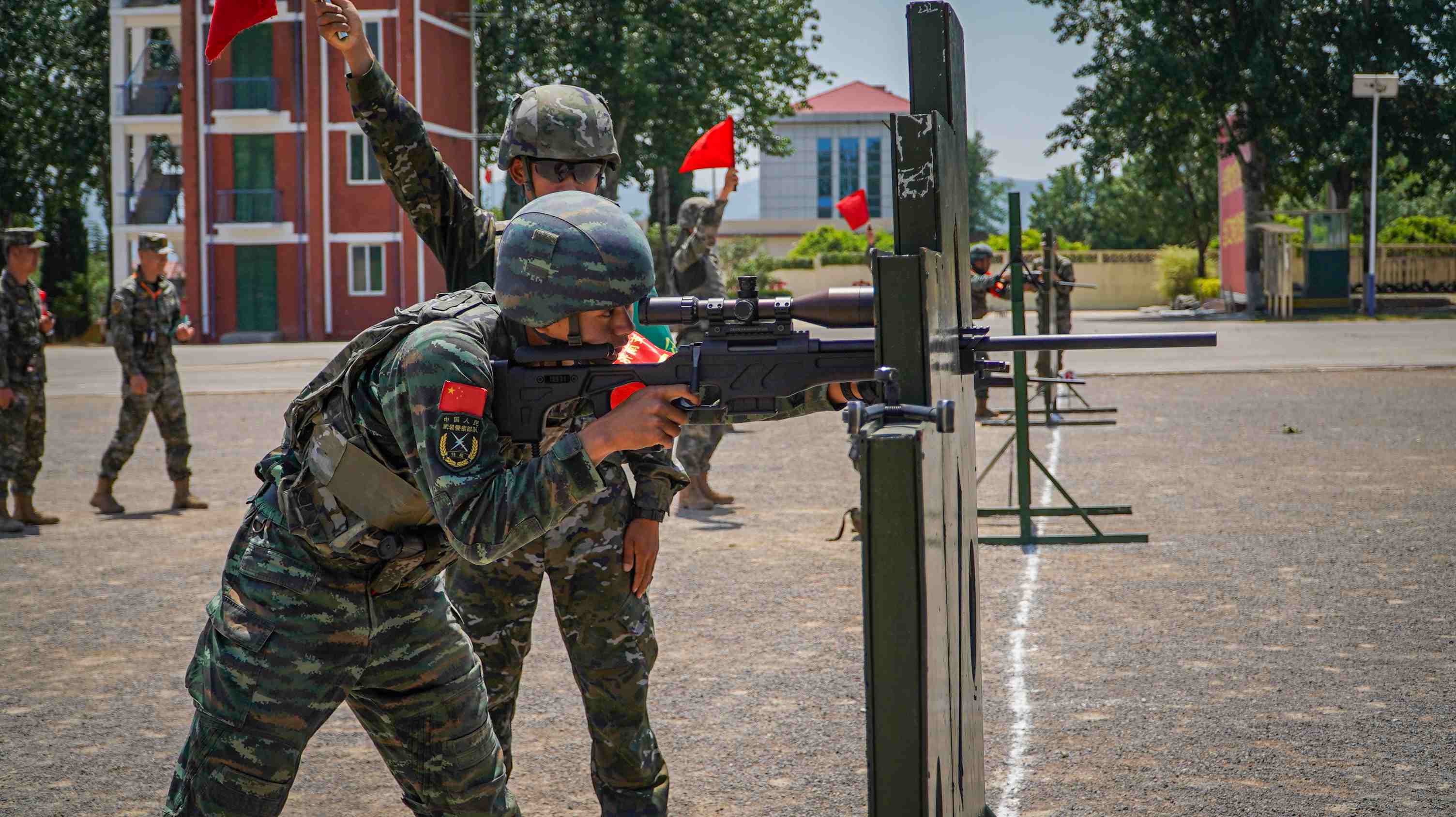 20利用射孔狙击.jpg